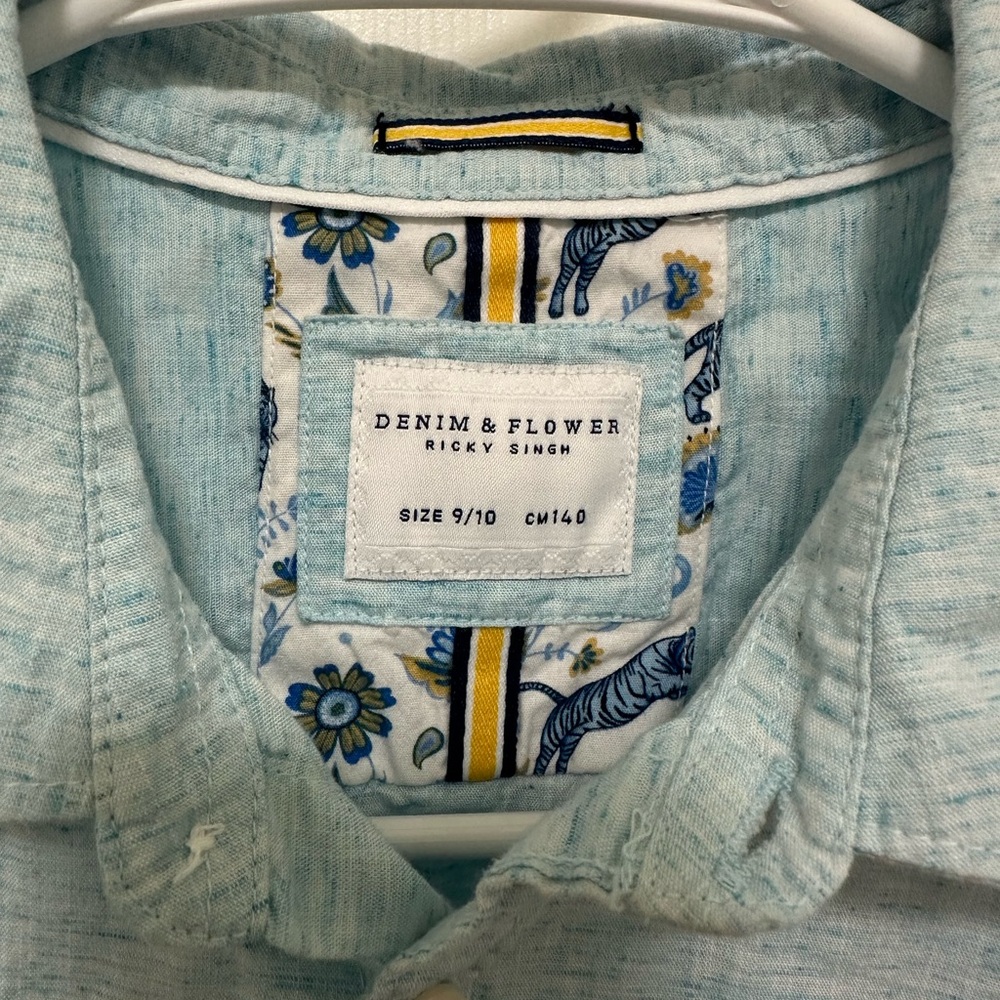 Denim & Flower Ricky Singh boys Light Blue Short-Sleeve Button-Down Shirt 9/10 - Picture 3 of 5